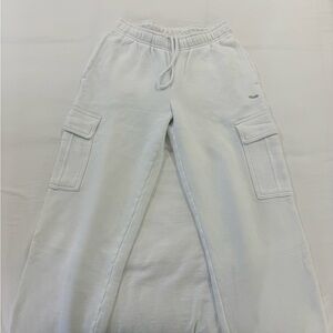 Aritzia Cargo Sweatpants